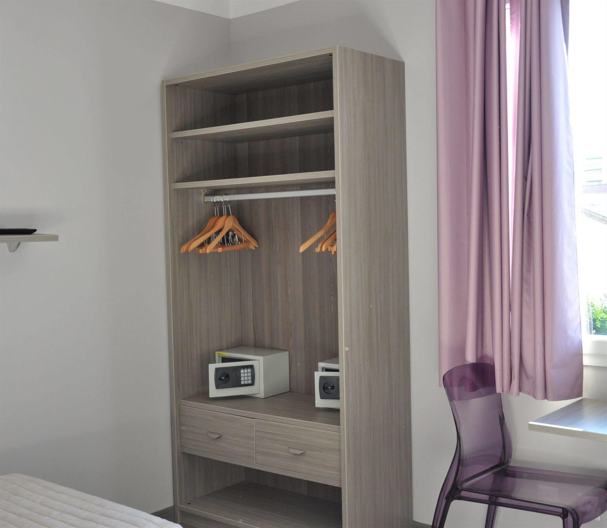 Residence Aragon Juan-les-Pins Exterior foto